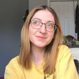 Meet your Posher, Emily